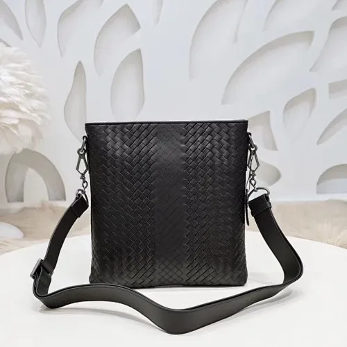 All categories 💚 Top version men’s bags 💚 BV 2024 new BV crossbody bag